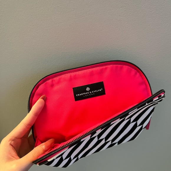 Crabtree & Evelyn Makeup Pouch - Picture 2 of 2